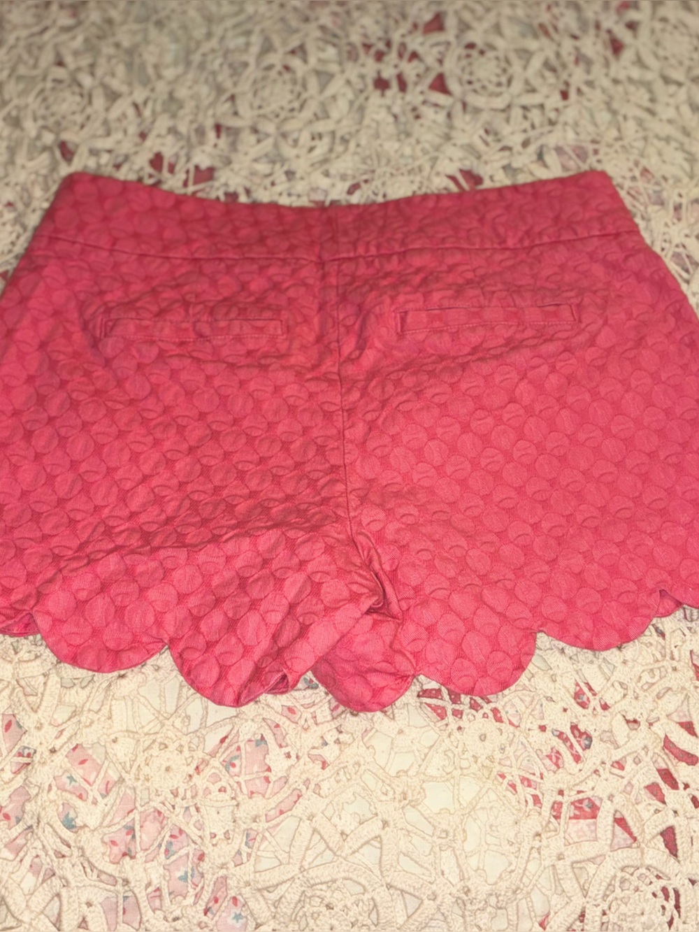 Crown & Ivy Hot Pink Scalloped Textured Shorts, 2 Petite - Picture 2 of 7